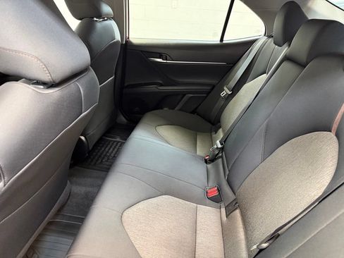 Used 2019 Toyota Camry LE w/ Convenience Package FWD image 26