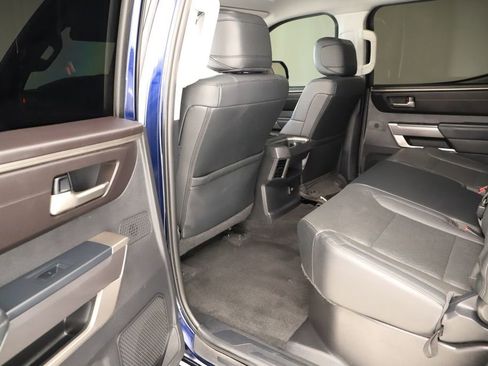 Used 2022 Toyota Tundra SR5 w/ SR5 Premium Package image 31