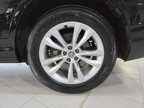 Used 2019 Audi Q7 3.0T Premium Plus AWD/4WD image 11
