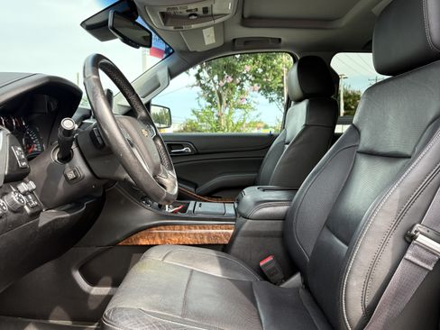 Used 2015 Chevrolet Tahoe LTZ AWD/4WD image 9