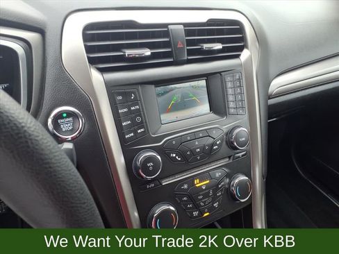 Used 2018 Ford Fusion S image 25