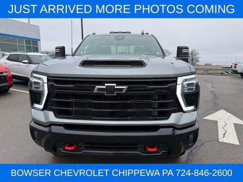 Used 2025 Chevrolet Silverado 2500 LT w/ Trail Boss Package image 10