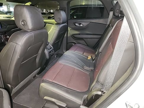 Used 2019 Chevrolet Blazer RS FWD image 3