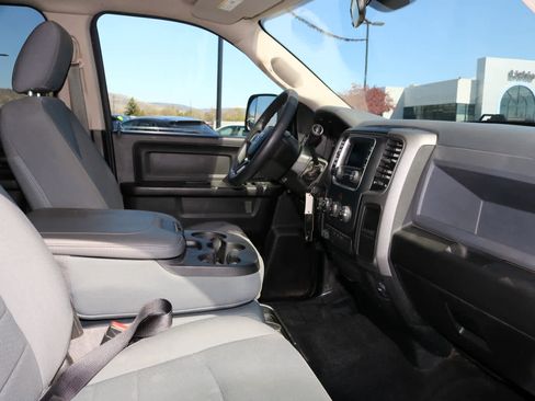 Used 2018 RAM 2500 Tradesman w/ Chrome Appearance Group AWD/4WD image 22
