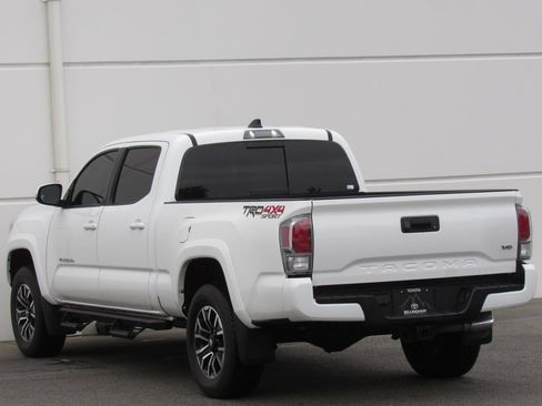 Certified 2023 Toyota Tacoma TRD Sport AWD/4WD image 5