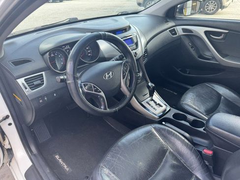 Used 2013 Hyundai Elantra Limited FWD image 12