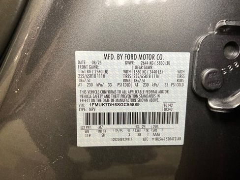 New 2025 Ford Explorer Active w/ Active Comfort Package image 28