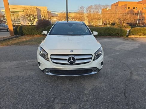 Used 2017 Mercedes-Benz GLA 250 4MATIC image 9