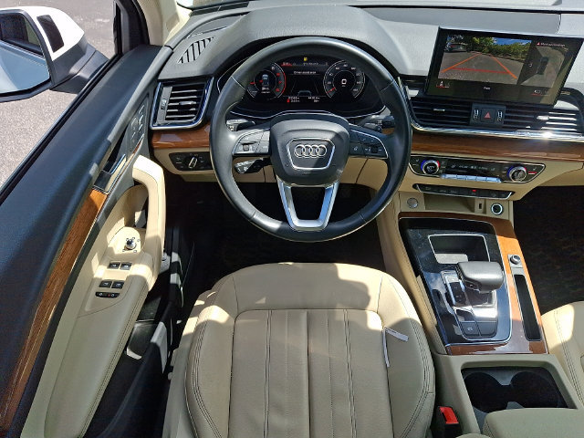 Used 2023 Audi Q5 Premium w/ Premium Plus Package AWD/4WD image 11