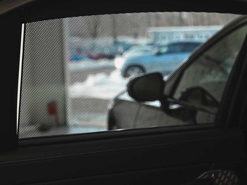 Used 2023 BMW i7 xDrive60 w/ Executive Package 2 image 13