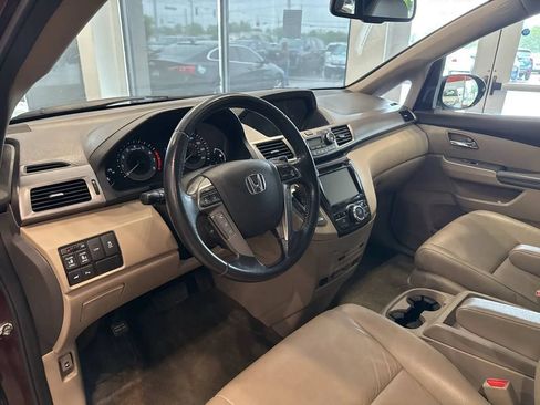 Used 2016 Honda Odyssey Touring Elite image 16