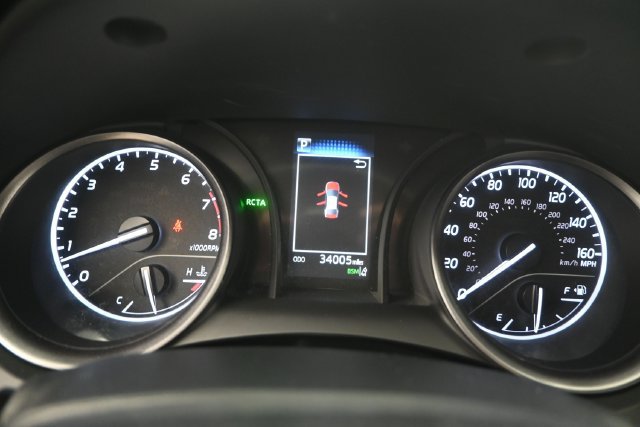 Used 2024 Toyota Camry SE FWD image 17