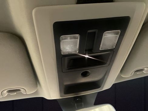 Used 2018 RAM 1500 Tradesman w/ Power & Remote Entry Group image 13