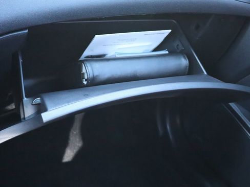 Used 2010 Hyundai Genesis 3.8 image 39