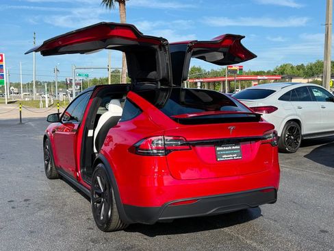 Used 2022 Tesla Model X Plaid AWD/4WD image 7