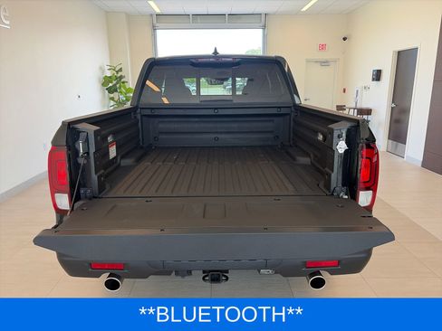Used 2026 Honda Ridgeline Black Edition image 9