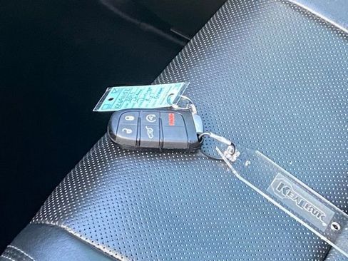 Used 2019 Dodge Durango R/T w/ Blacktop Package image 31