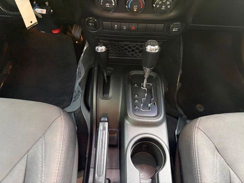 Used 2016 Jeep Wrangler Unlimited Sport w/ Quick Order Package 24S AWD/4WD image 25