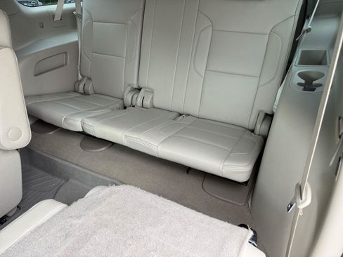 Used 2019 GMC Yukon XL Denali w/ Denali Ultimate Package AWD/4WD image 15