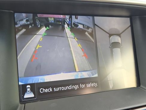 Used 2015 Nissan Pathfinder Platinum FWD image 22