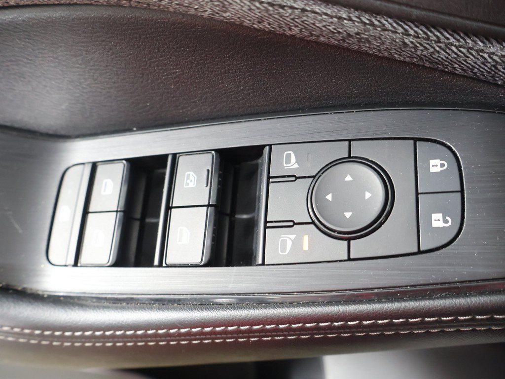 Used 2023 Nissan Rogue SV AWD/4WD image 34