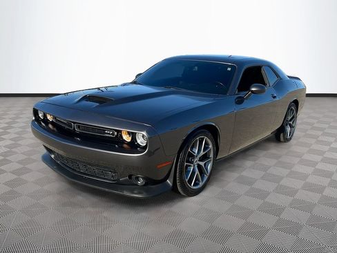 Used 2022 Dodge Challenger GT RWD image 3
