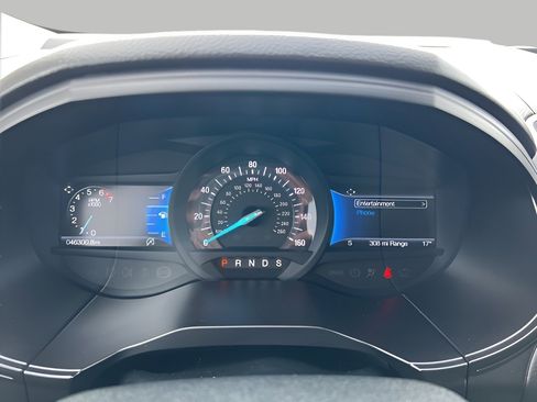 Used 2024 Ford Edge Titanium image 48