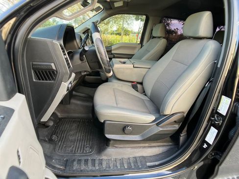 Certified 2020 Ford F250 XL w/ STX Appearance Package image 29