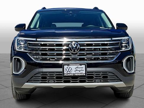New 2026 Volkswagen Atlas SE image 3