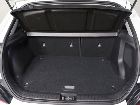 Used 2022 Hyundai Kona Limited FWD image 19
