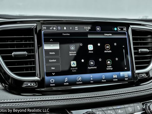 Used 2024 Chrysler Pacifica Limited w/ S Appearance Package image 42