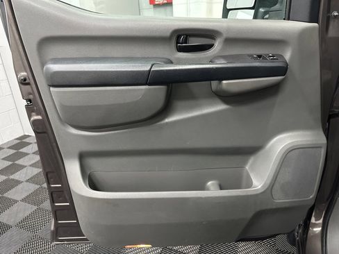 Used 2015 Nissan NV 3500 SL w/ Technology Package image 17