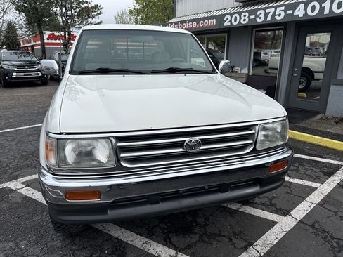 Used 1995 Toyota T100 SR5 image 12