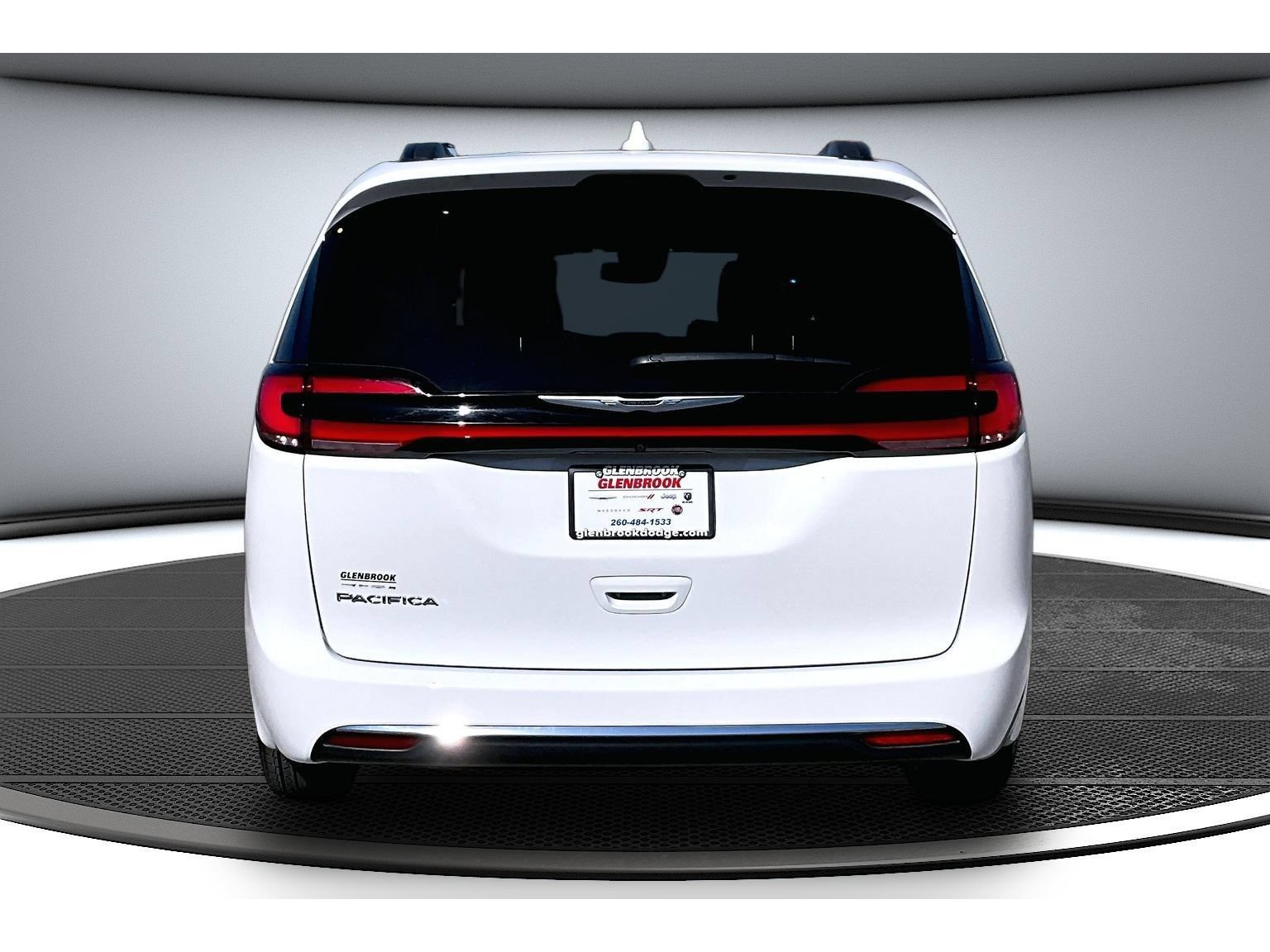 Certified 2022 Chrysler Pacifica Touring-L FWD image 6