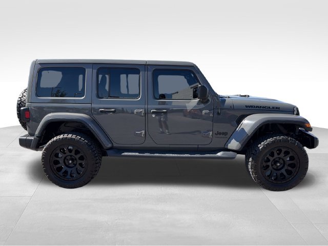 Used 2019 Jeep Wrangler Unlimited Sahara AWD/4WD image 8