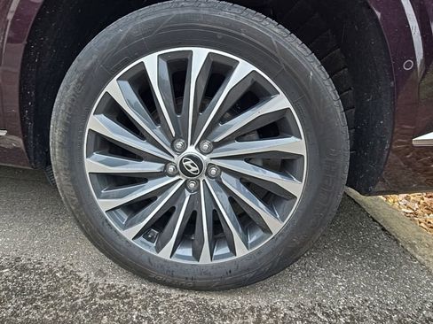 Used 2024 Hyundai Palisade Calligraphy image 10