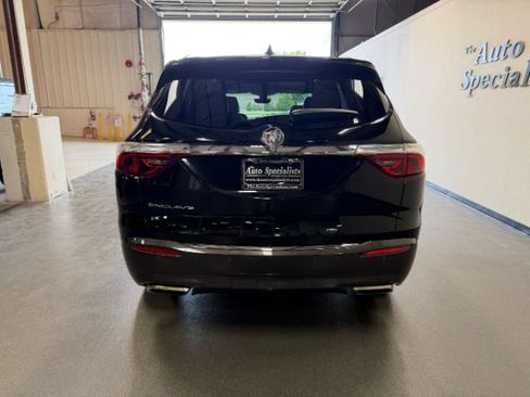 Used 2024 Buick Enclave Premium FWD image 4