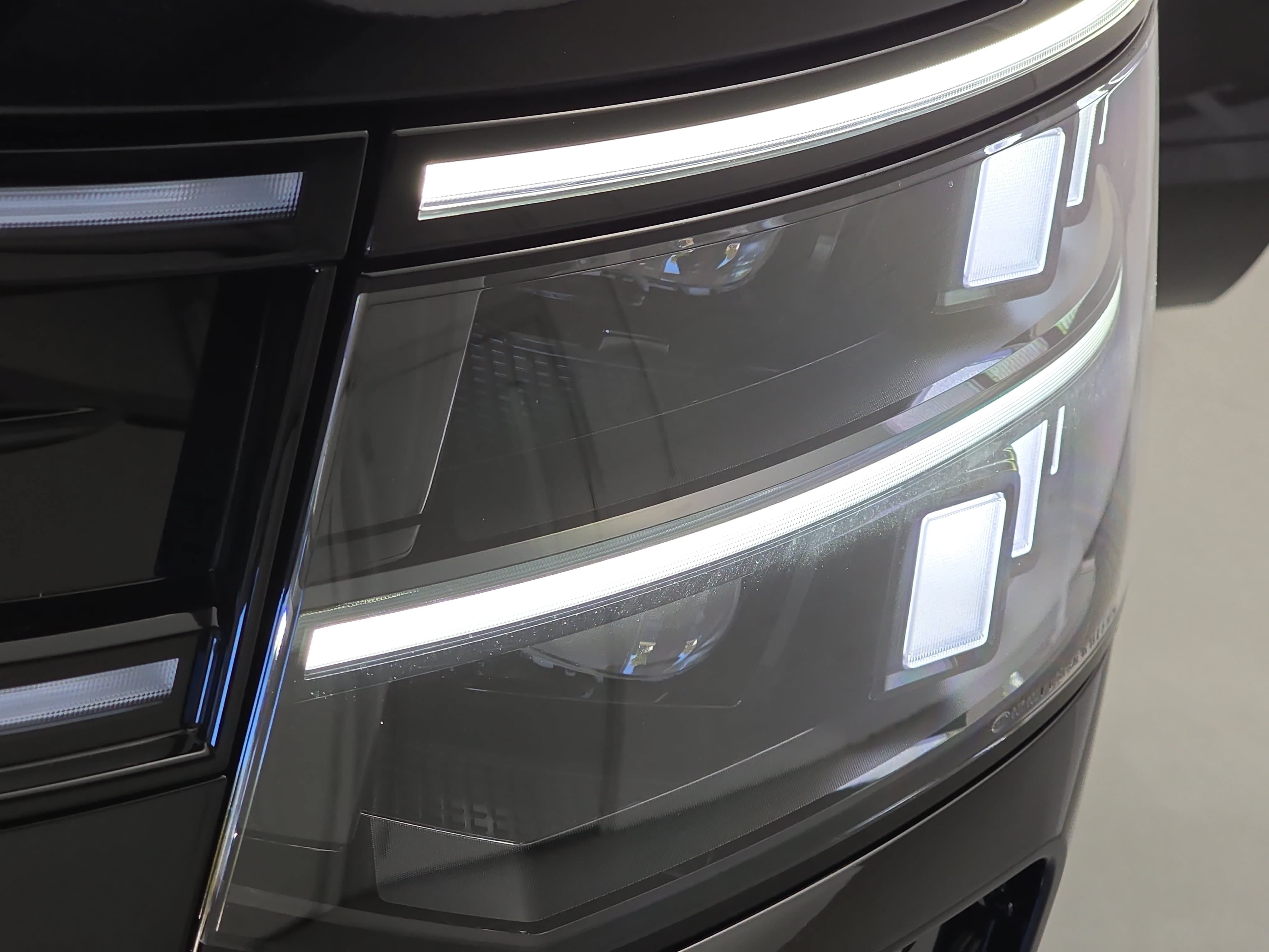 New 2027 Volkswagen Atlas SEL R-Line AWD/4WD image 33