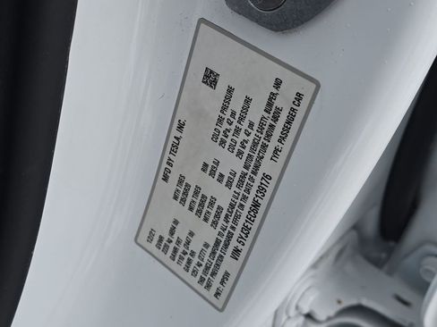 Used 2022 Tesla Model 3 Performance image 31