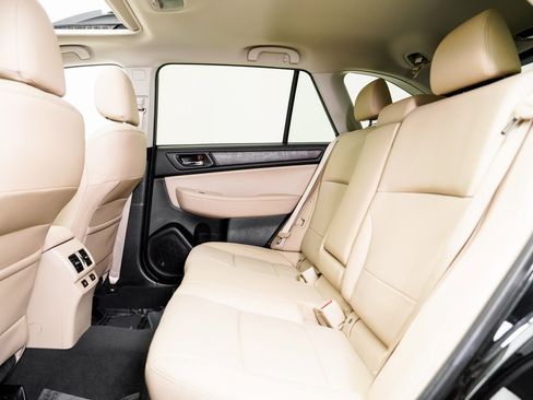 Used 2016 Subaru Outback 2.5i Limited image 24