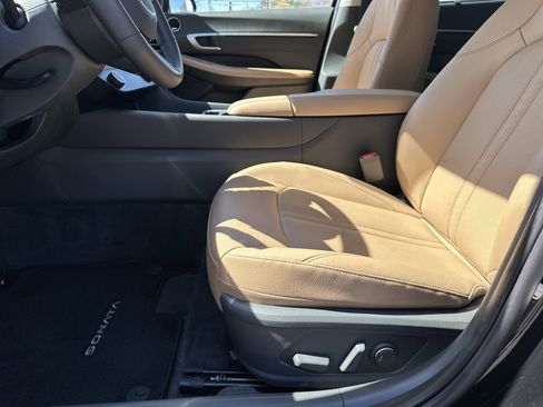 Used 2024 Hyundai Sonata Limited image 11