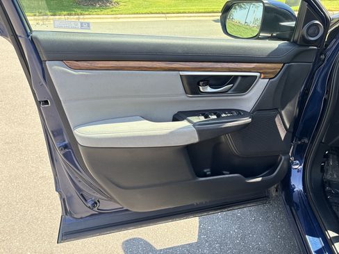 Used 2018 Honda CR-V EX image 14