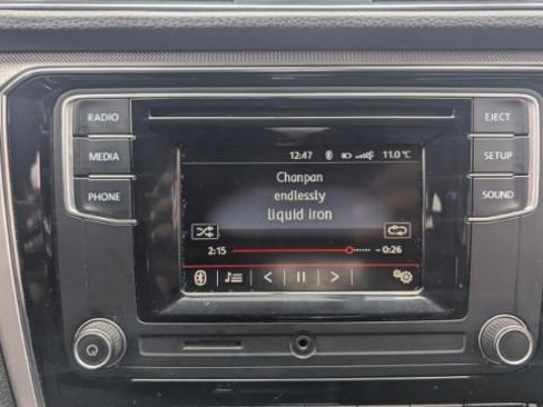 Used 2017 Volkswagen Passat 1.8T S image 33