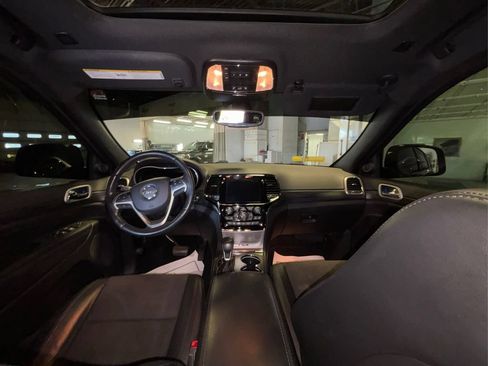 Used 2020 Jeep Grand Cherokee Altitude AWD/4WD image 35