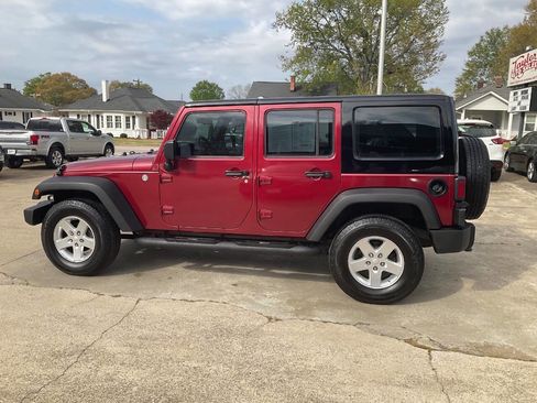 Used 2013 Jeep Wrangler Unlimited Sport w/ Connectivity Group image 6