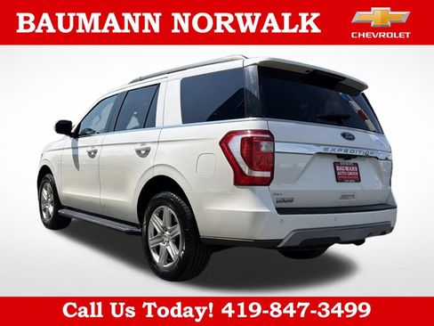 Used 2021 Ford Expedition XLT AWD/4WD image 5