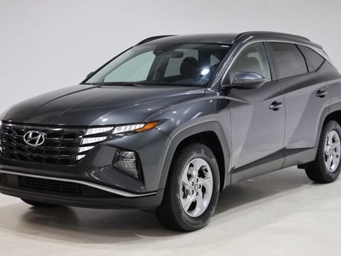 Used 2023 Hyundai Tucson SEL AWD/4WD image 3