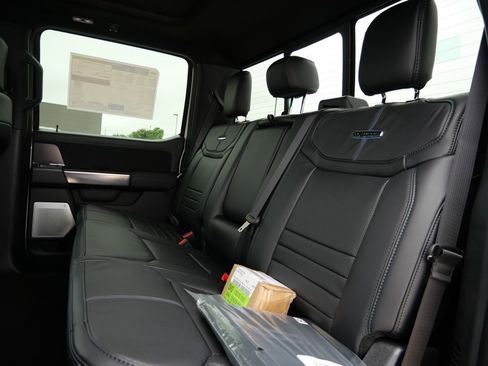 New 2026 Ford F250 Platinum AWD/4WD image 17