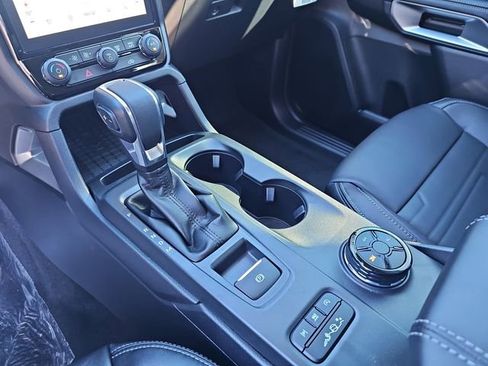 New 2025 Ford Ranger Lariat w/ FX4 Off-Road Package image 26