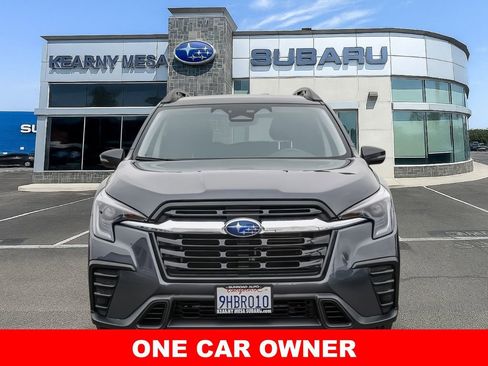 Used 2023 Subaru Ascent Premium w/ Convenience Package AWD/4WD image 2